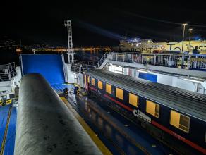 3041621